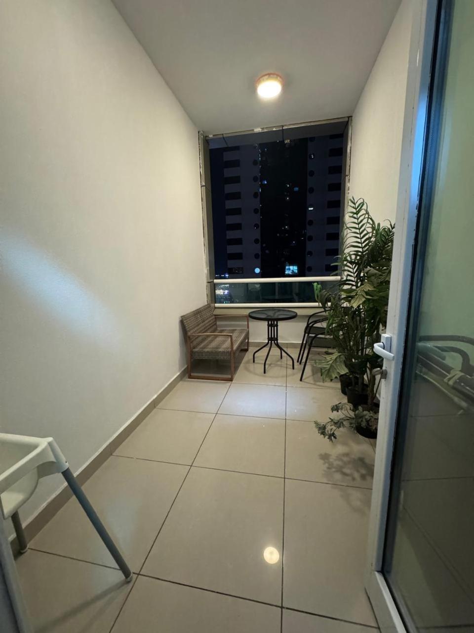 Sea View 1Br Apartment - Marina Pinnacle Dubai Bagian luar foto